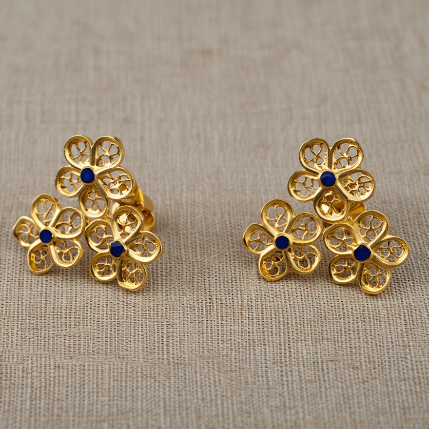 Brincos Flores com Esmalte em Prata Dourada (1.7cm)