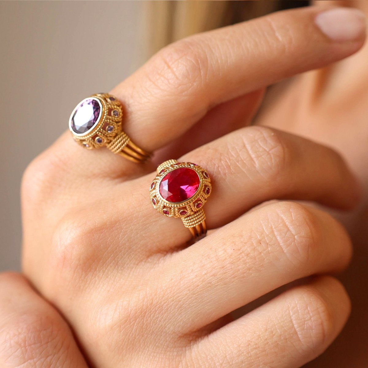 Anel Baronesa em Ouro 19kl com Pedra de Cor Rubi - Loja do Ouro