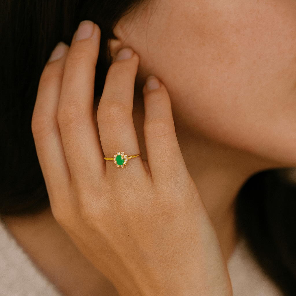 Anel Chuveiro em Ouro 19kl com Pedra Verde e Zirconias (T17) - Loja do Ouro