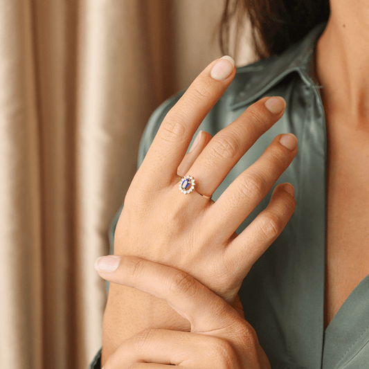 Anel Chuveiro em Ouro 19kl com Safira e Zircónias (T14) - Loja do Ouro