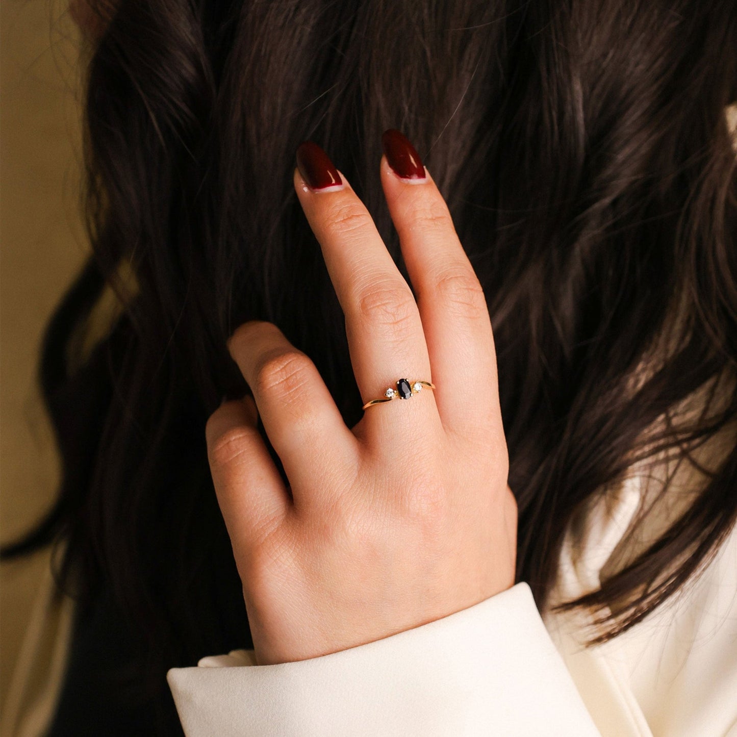 Anel em Ouro 19kl com Safira e Zircónias - Loja do Ouro