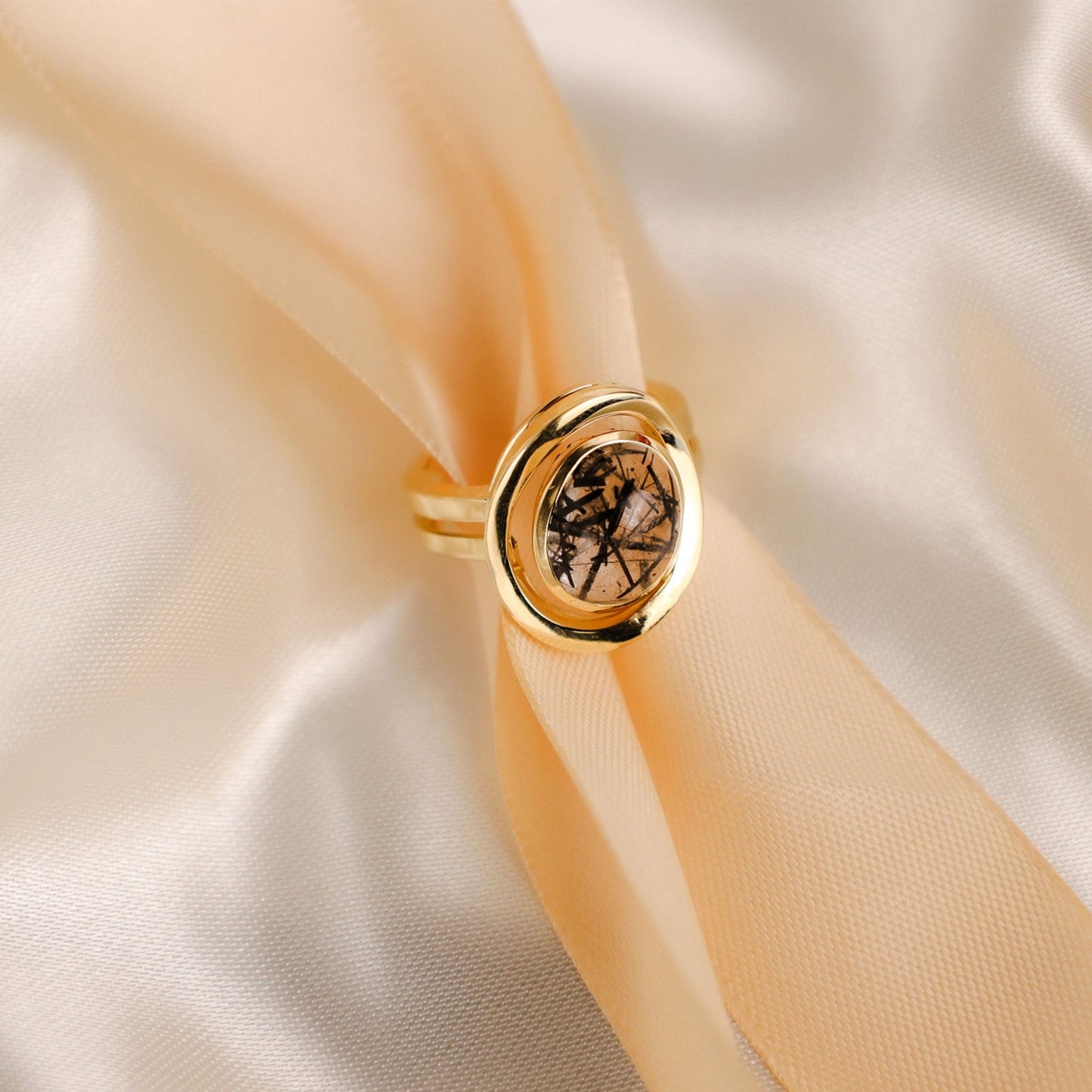 Anel Ondulado em Ouro 19kl com Pedra Natural (T18) - Loja do Ouro