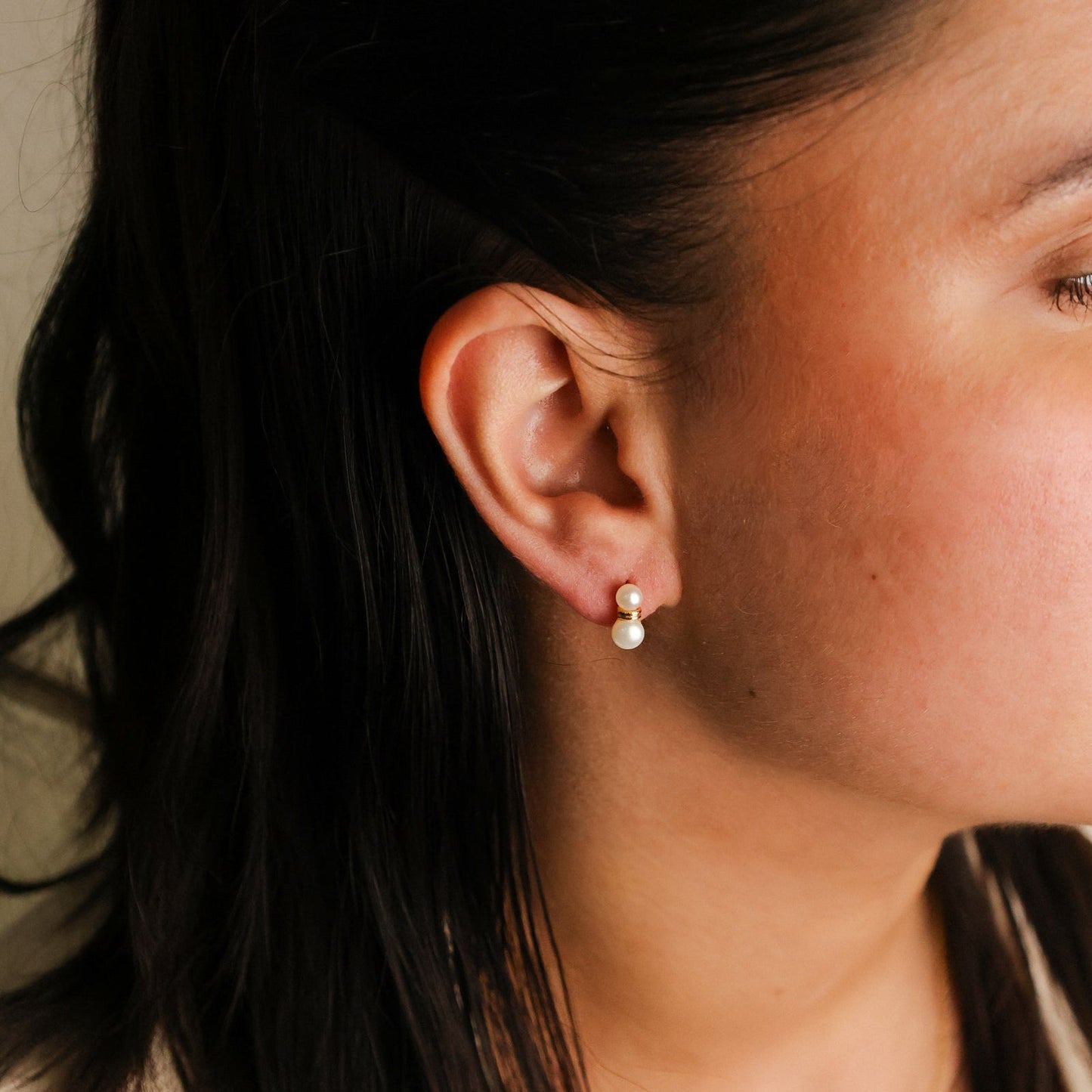 Brincos em Ouro de 19kl com Duas Pérolas - Loja do Ouro