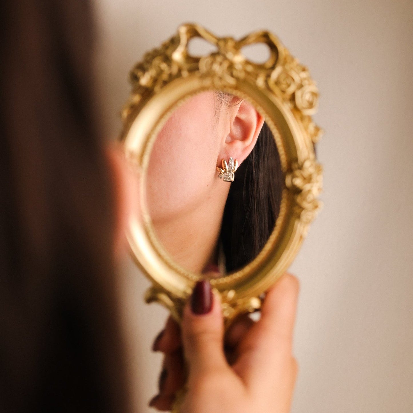 Brincos Flor em Ouro Amarelo e Ouro Branco de 19kl com Diamantes - Loja do Ouro