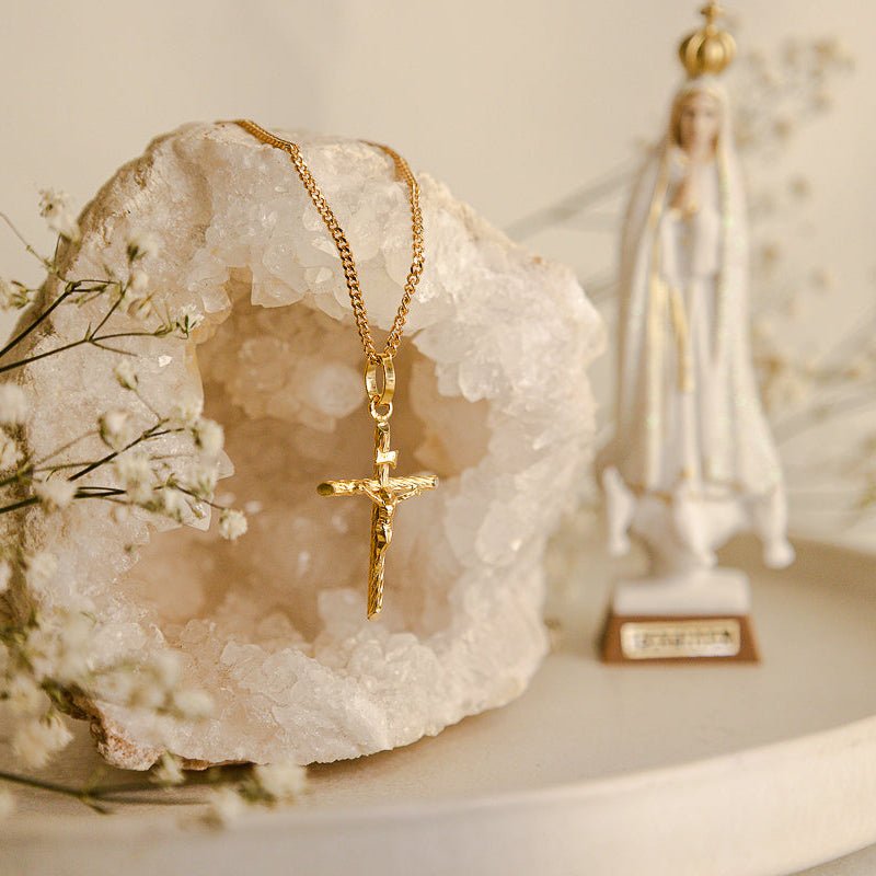 Crucifixo Raiado em Ouro de 19kl (2.97cm) - Loja do Ouro