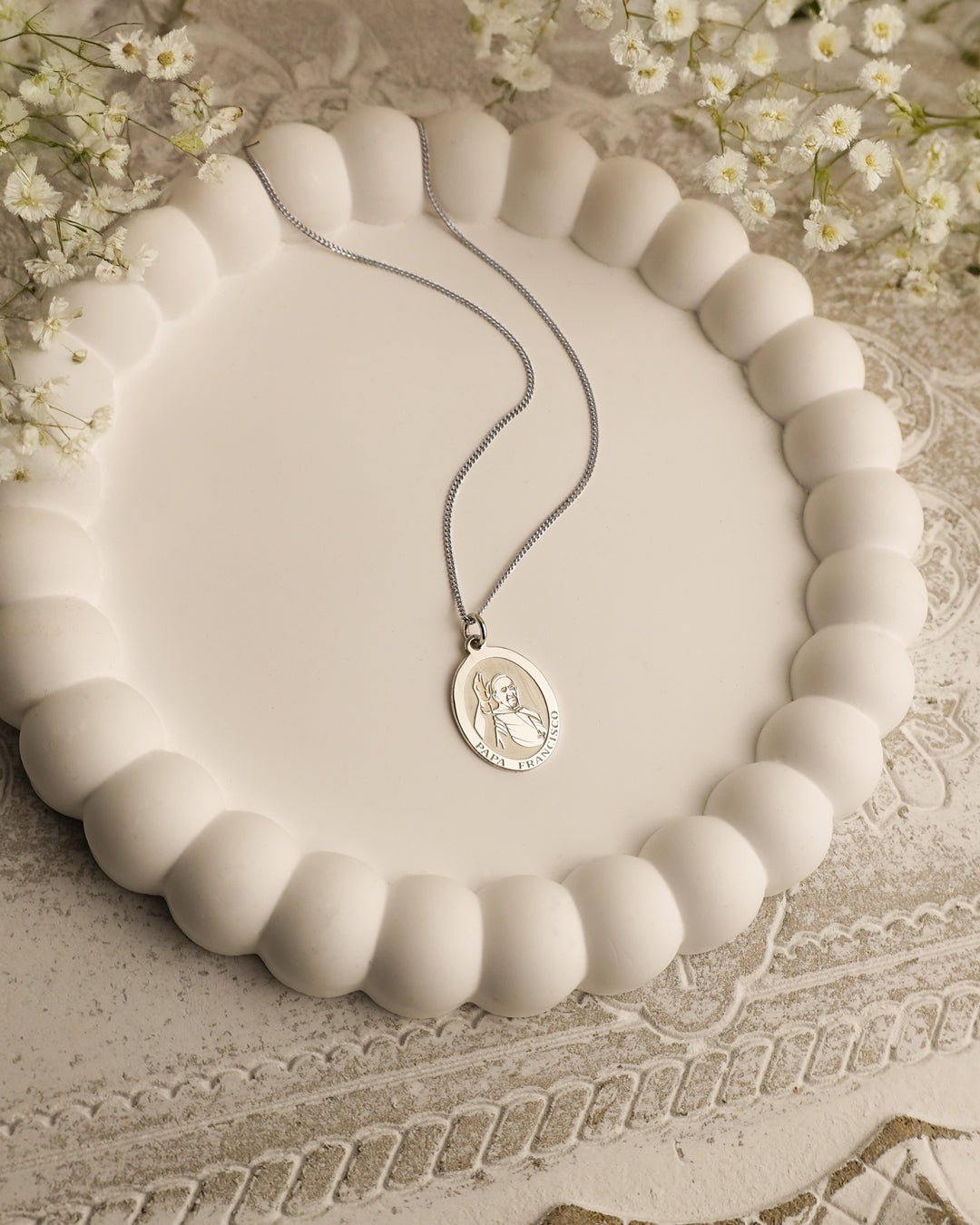 Fio Papa Francisco em Prata - Loja do Ouro