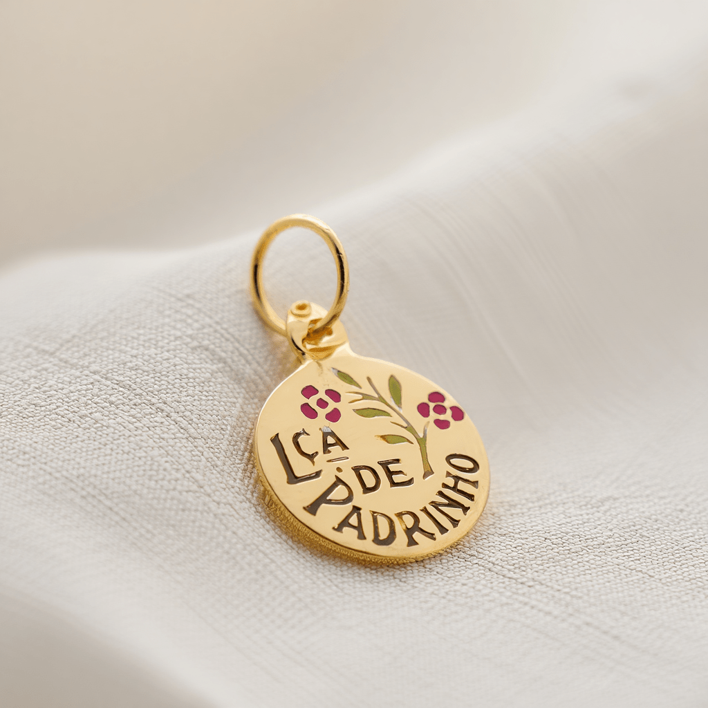 Medalha "Lça de Padrinho" em Ouro 19kl com Motivos Florais (1cm) - Loja do Ouro