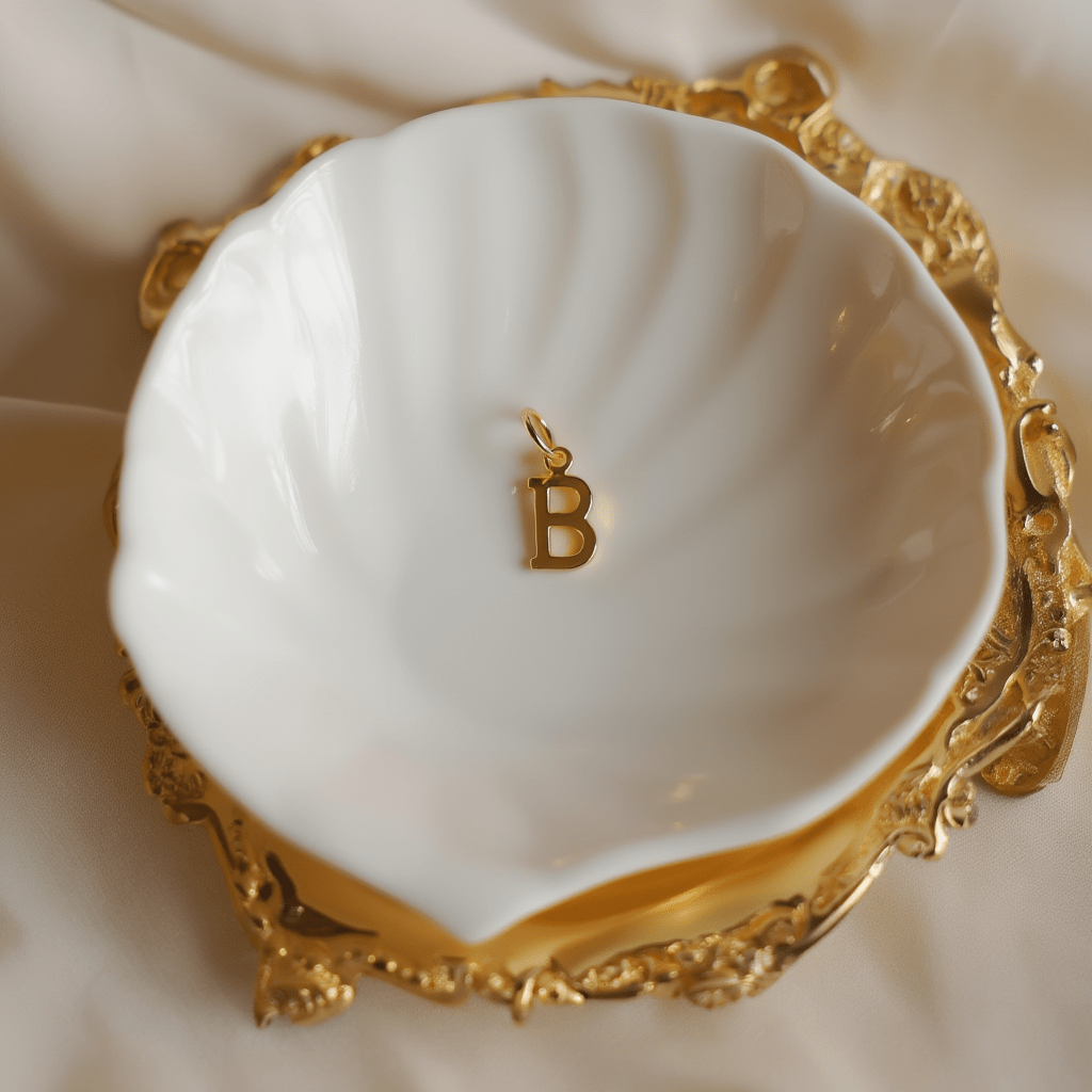 Medalha Letra B em Ouro 19kl - Loja do Ouro