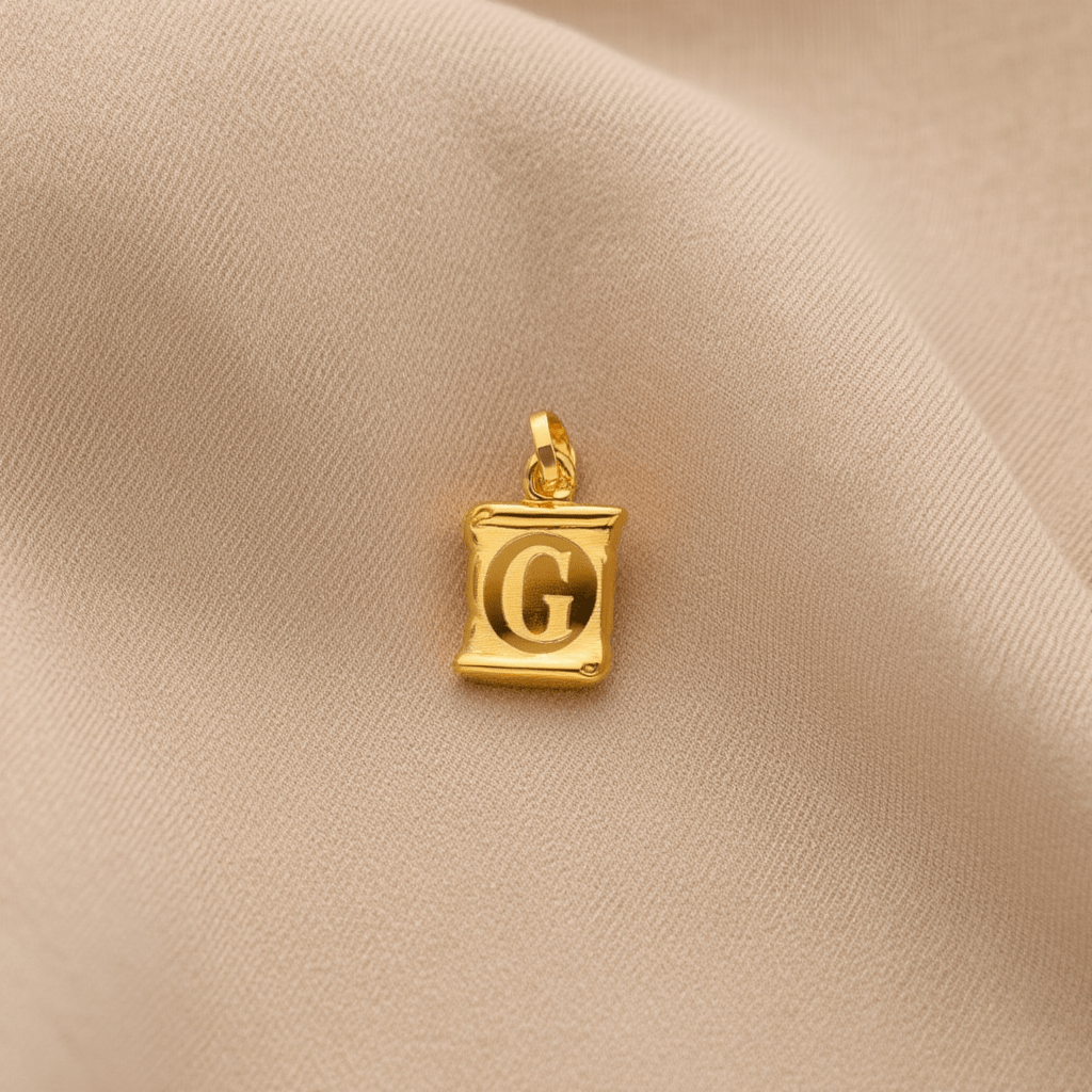 Medalha Papiro em Ouro 19kl com Letra G (1.1cm) - Loja do Ouro