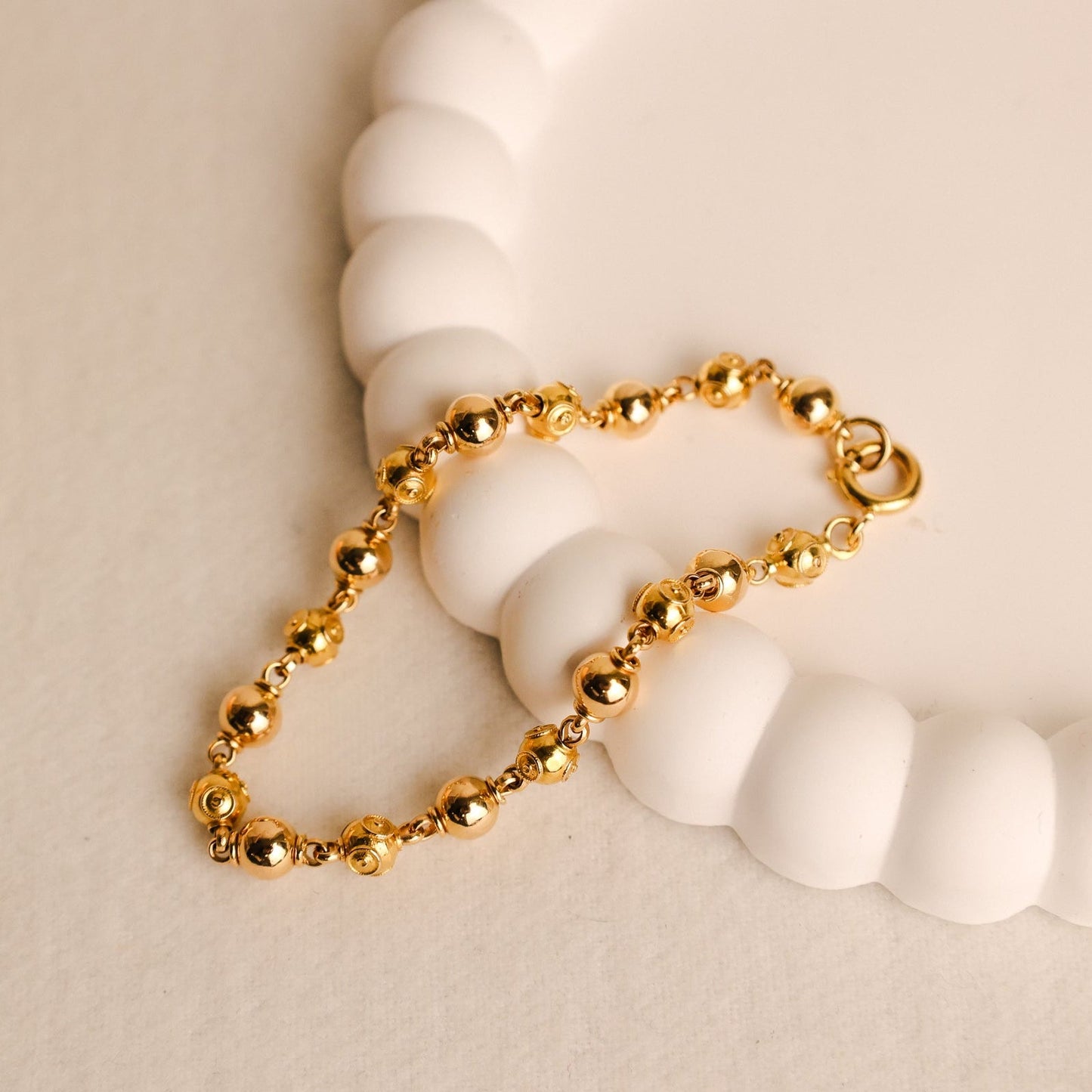 Pulseira Contas de Viana e Bolas Lisas em Ouro 19kl (17cm) - Loja do Ouro