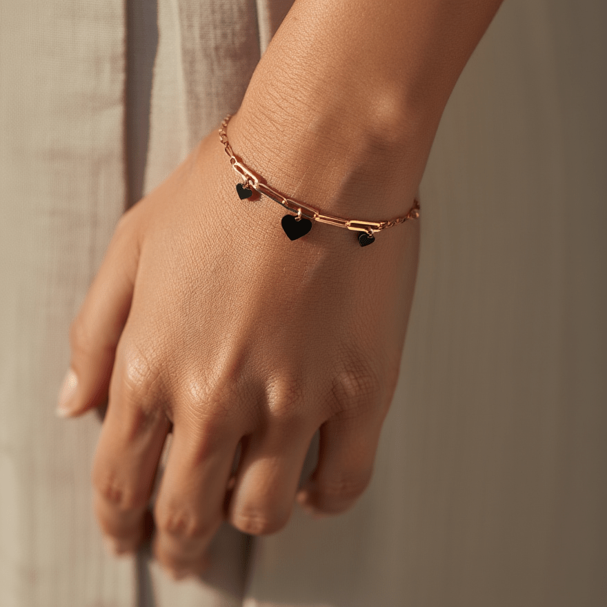 Pulseira em Prata Dourada com Corações (15cm) - Loja do Ouro