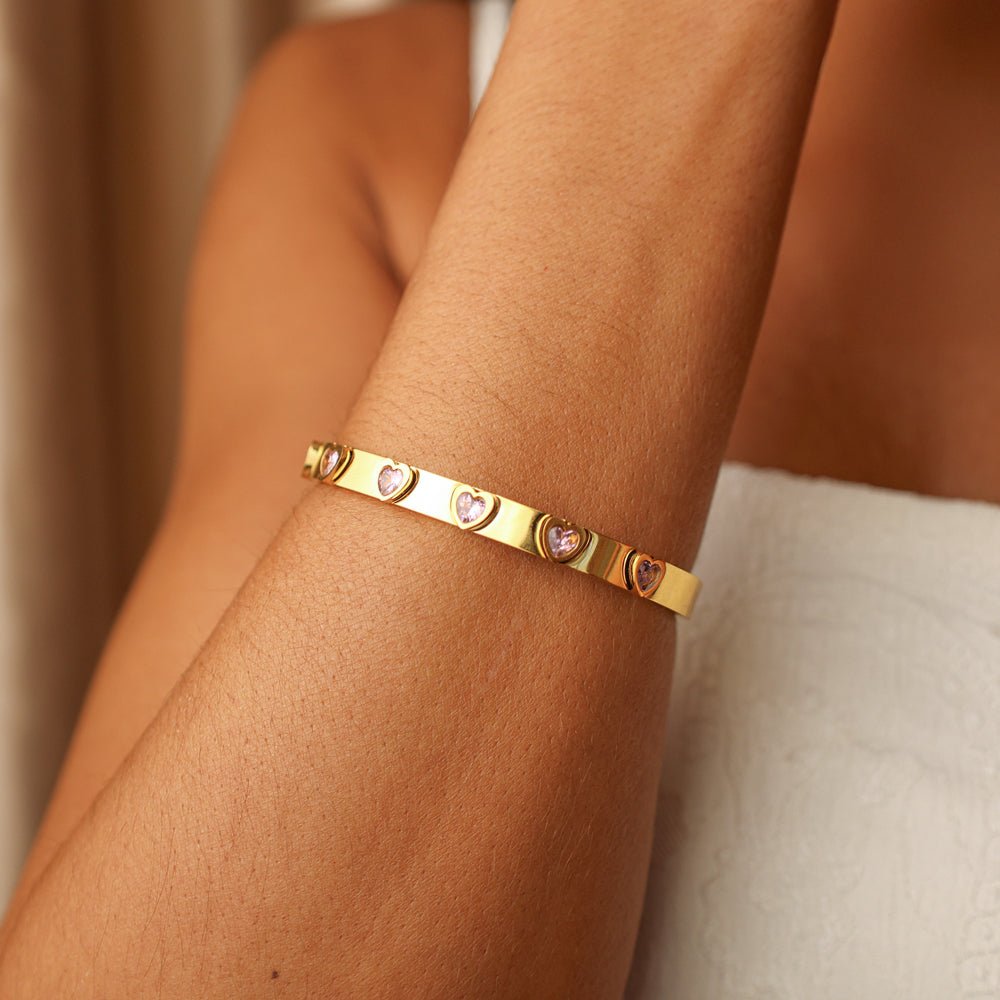 Pulseira Rose Heart em Aço Dourado com Corações Rosa - Loja do Ouro