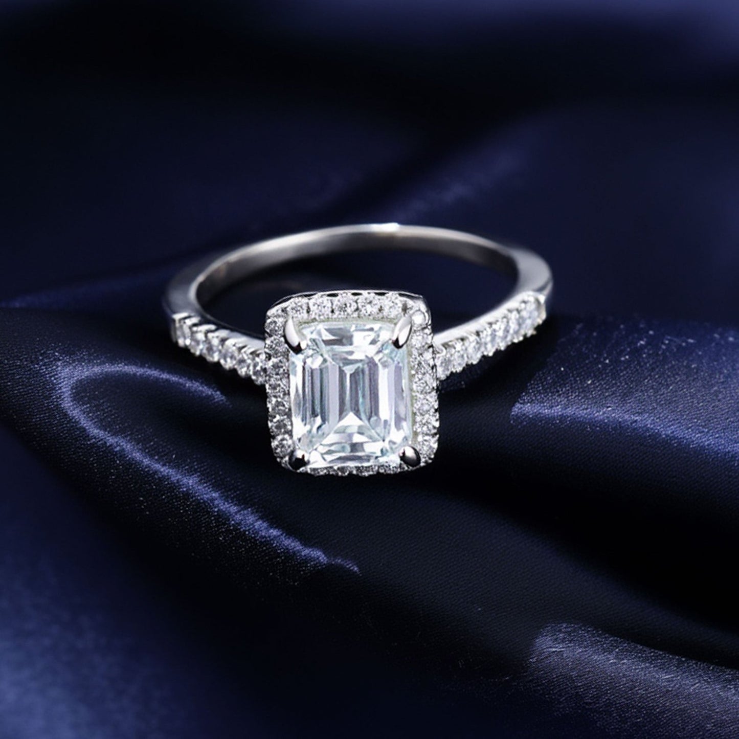 Solitário em Prata com Zircão Grande - Loja do Ouro