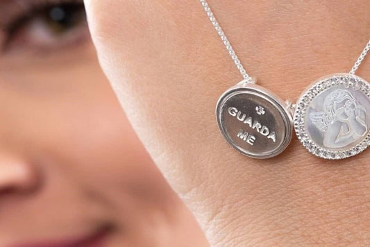 Escapulários: um HIT da Moda! Ajudamos a escolher o seu! - Loja do Ouro