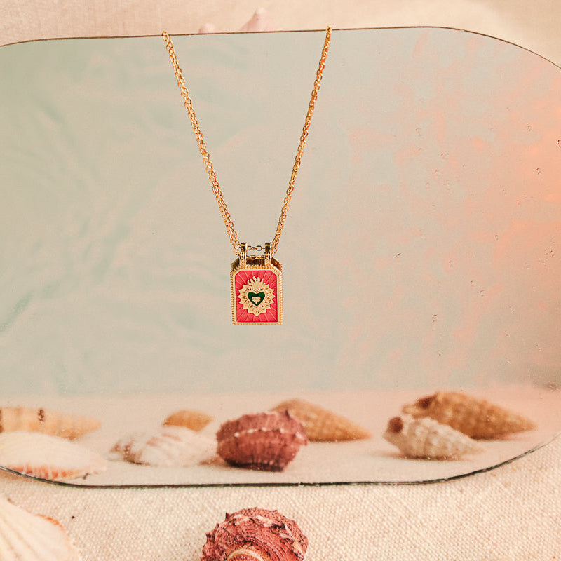 Fio Sacred Heart em Prata Dourada e Esmalte Rosa