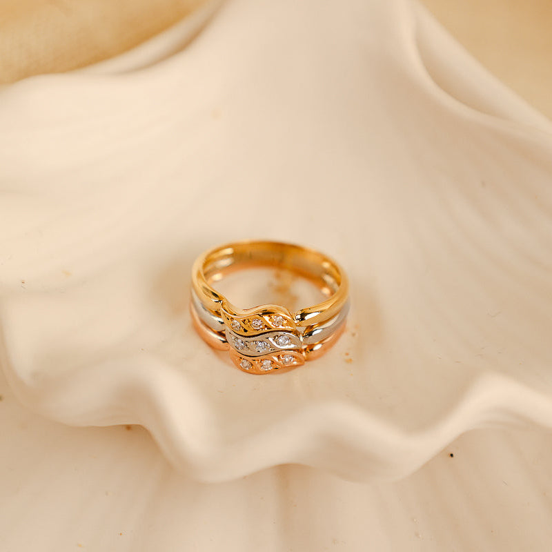 Anel Tricolor em Ouro 19kl com Diamantes (T14)