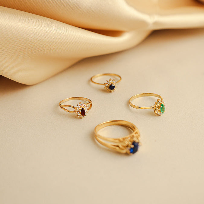 Anel Chuveiro em Ouro 19kl com Esmeralda e Diamantes (T15)