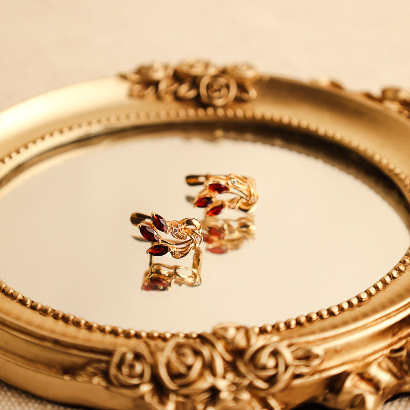 Brincos Flor em Ouro 19kl com Granadas e Zircónias