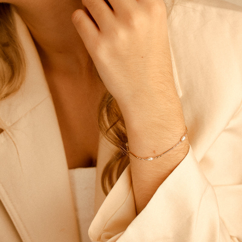 Pulseira em Ouro 19kl com Pérolas (18.5cm)