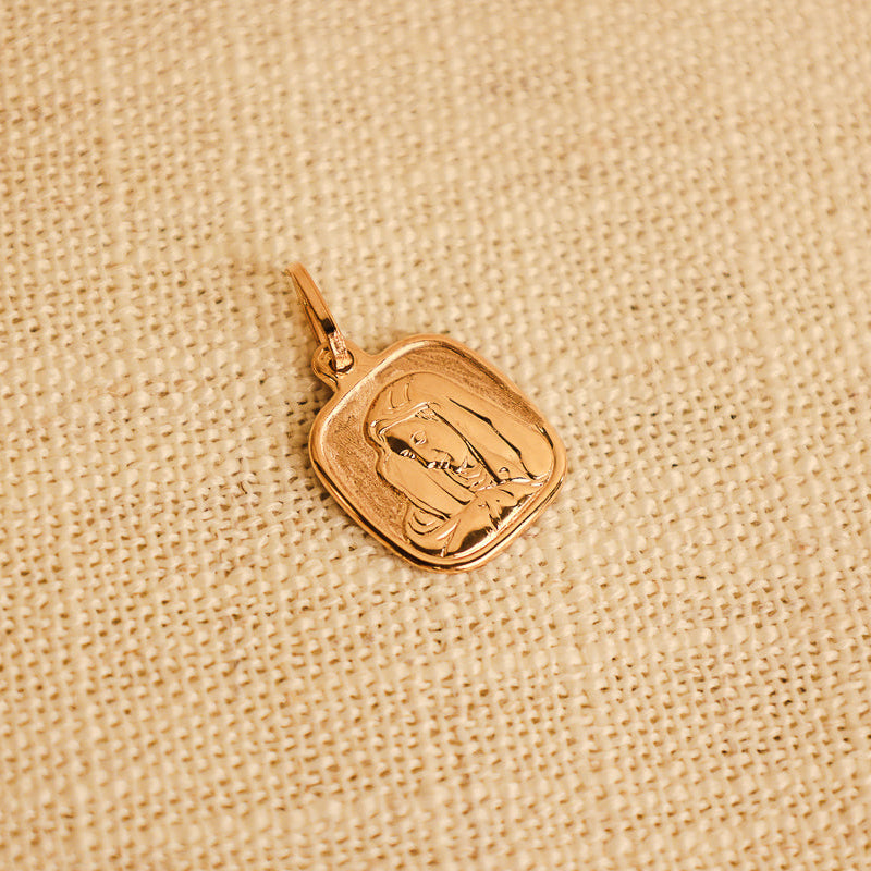 Medalha Religiosa em Ouro 19kl (1.5cm)