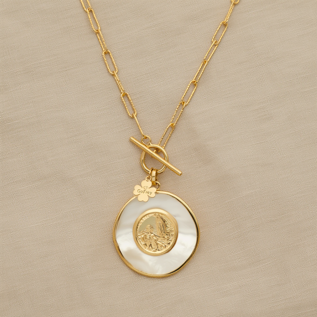 Silver Necklace with Stylized Heart and Zirconias