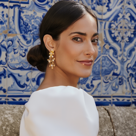 Brincos Primavera em Prata Dourada (5cm)