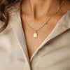 Medalha Papiro em Ouro 19kl com Letra A (1.2cm)
