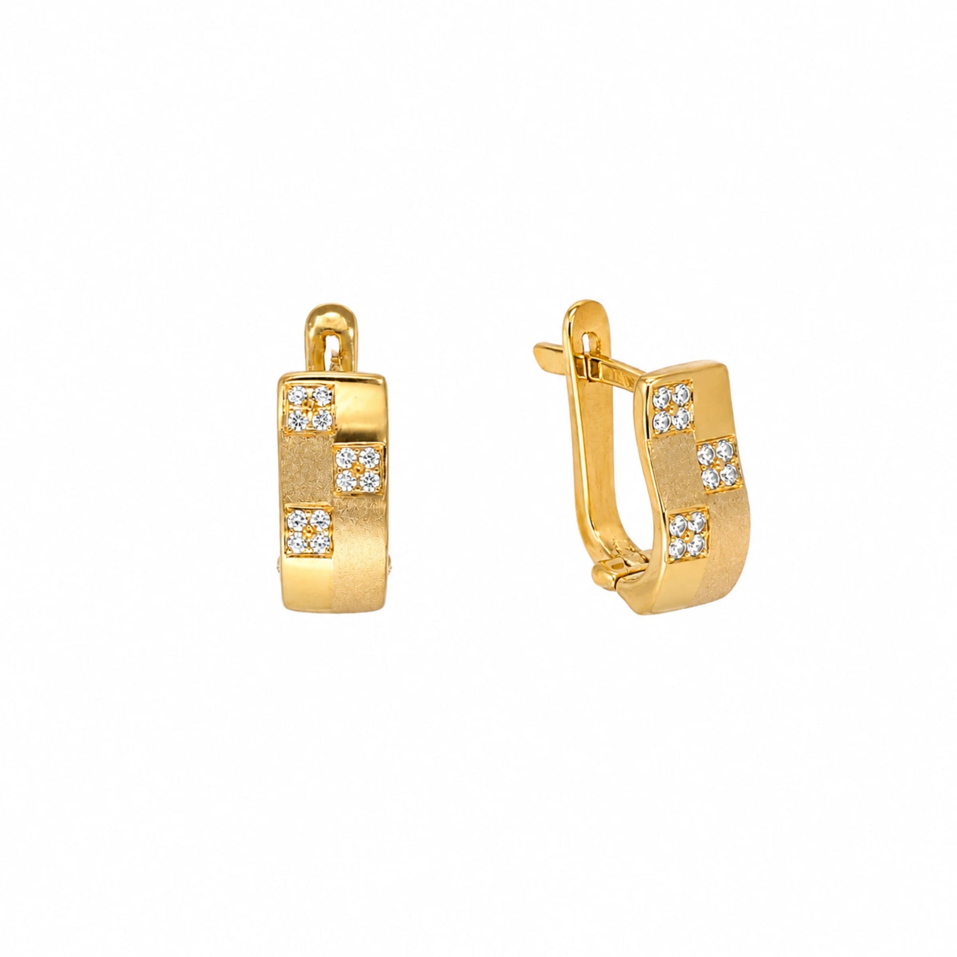 Brincos em Ouro 19kl Trabalhados com Zircónias