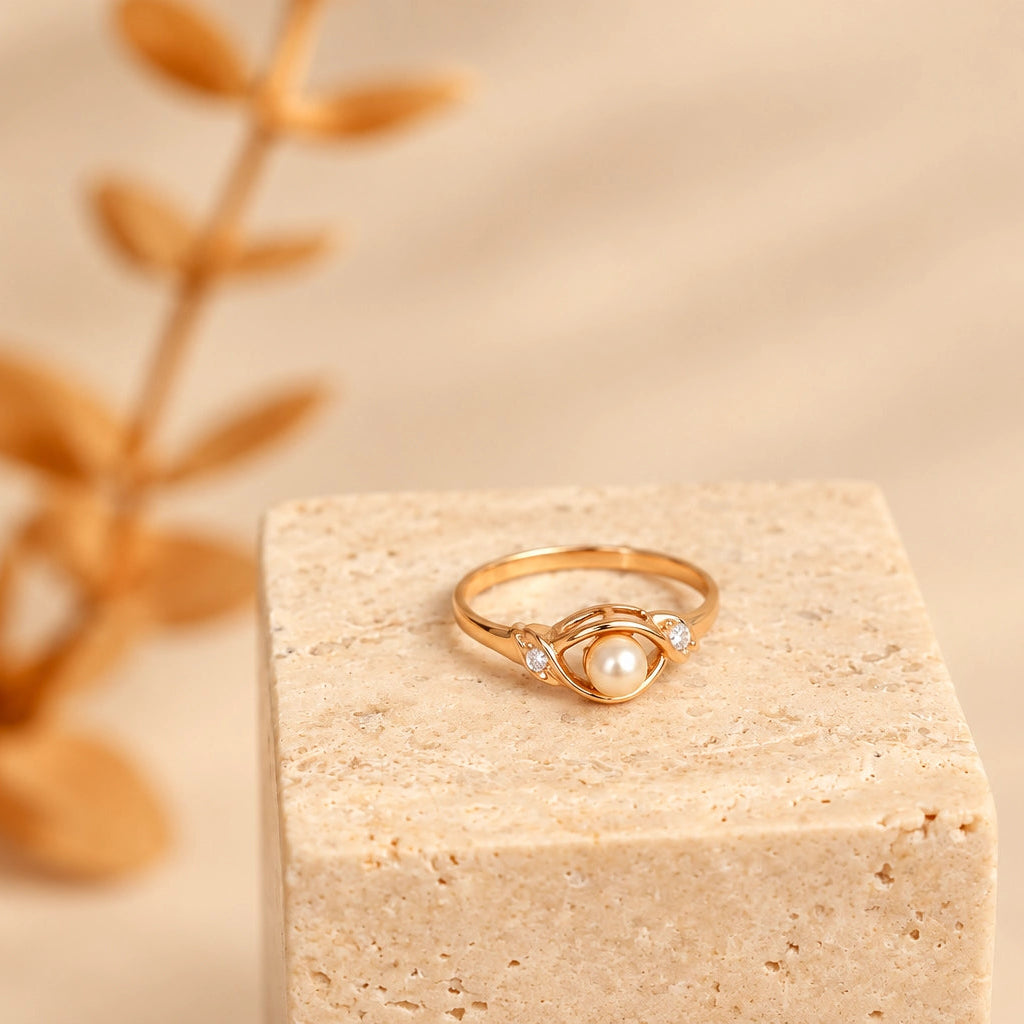 Anel com Pérola e Diamantes (T17) em Ouro 19kl