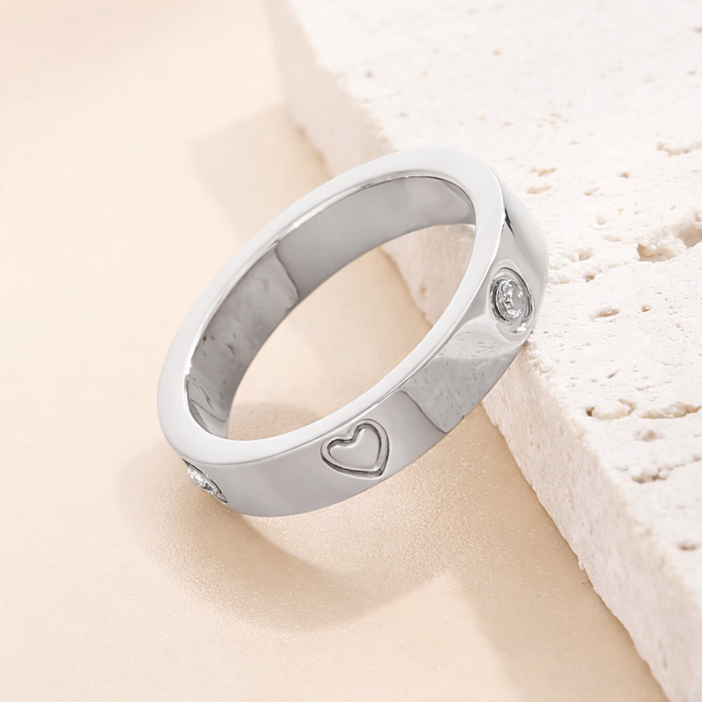 Anel em Prata com Corações e Zircónias