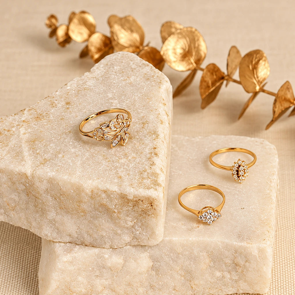 Anel Folha com Diamantes (T19) em Ouro 19kl