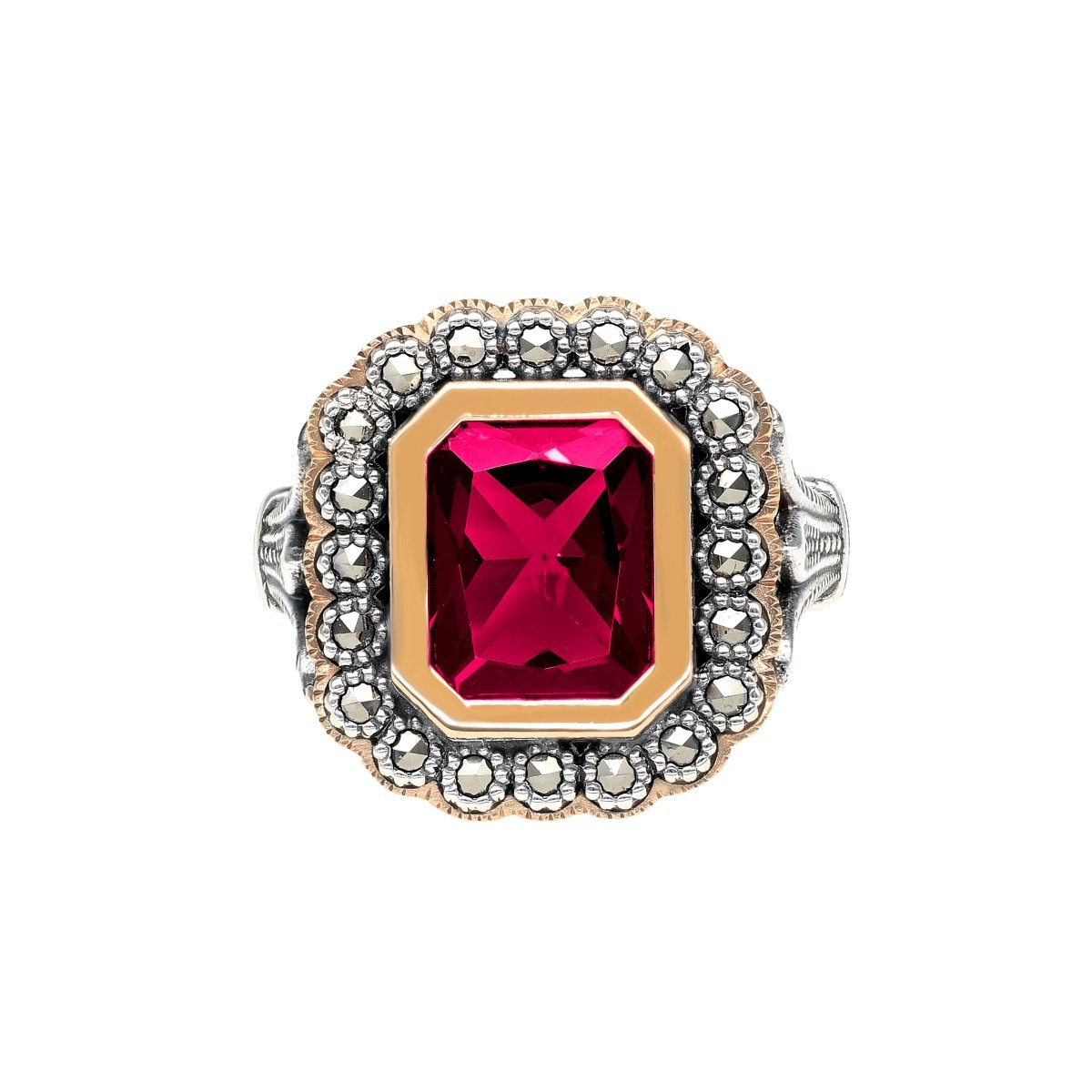 Anel D. Constança em Prata e Ouro 9kl com Marcassites e Pedra Vermelha - Loja do Ouro