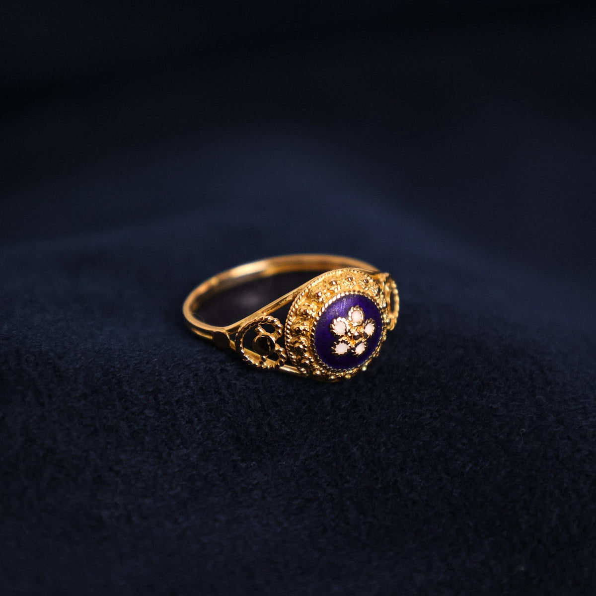 Anillo de oro de 19 kl con caracoles y esmalte (T14) - Gold Store Premium
