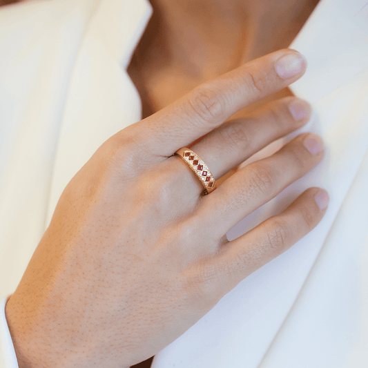 Anel em Ouro 19kl com Espinela e Diamantes (T22) - Loja do Ouro