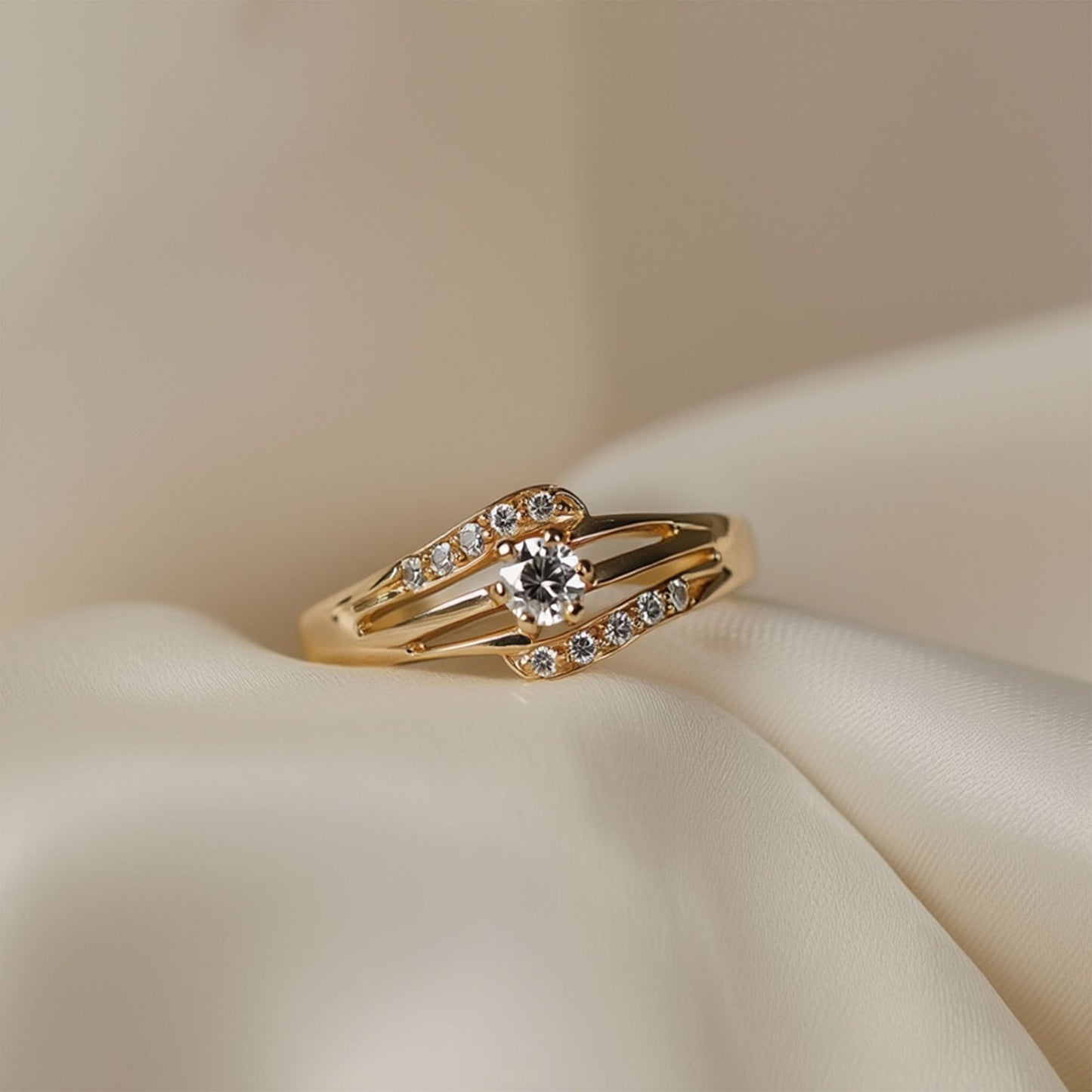 Anel em Ouro 19kl com Zircónias (T12) - Loja do Ouro