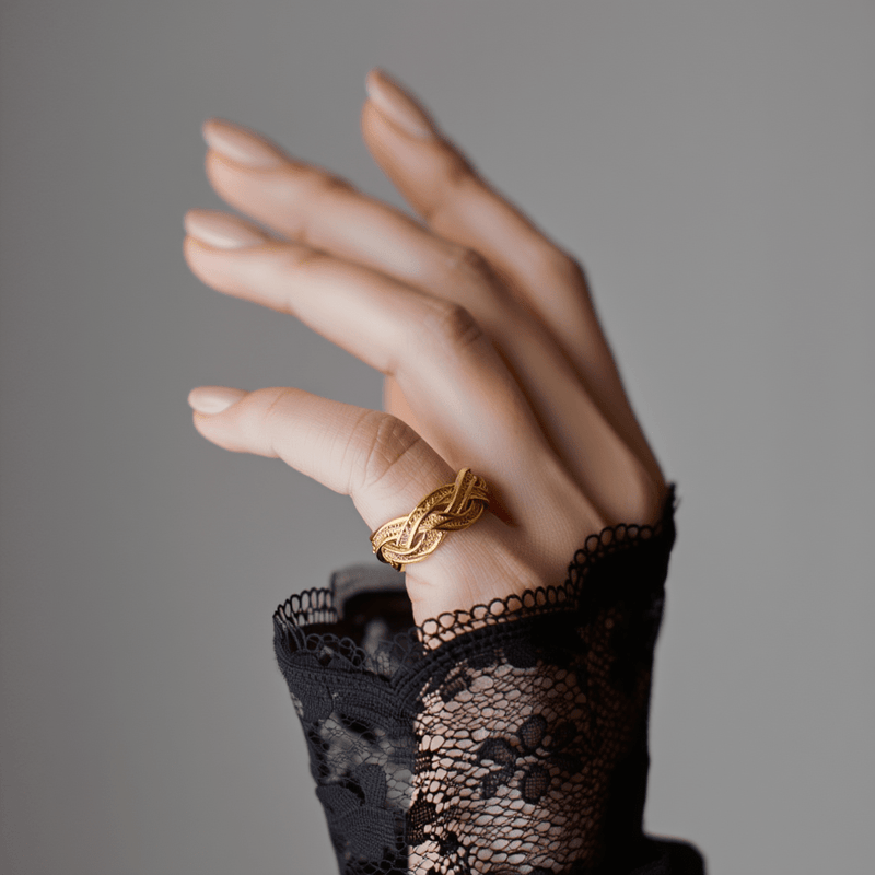 Anel Mar de Saudade em Prata Dourada - Loja do Ouro