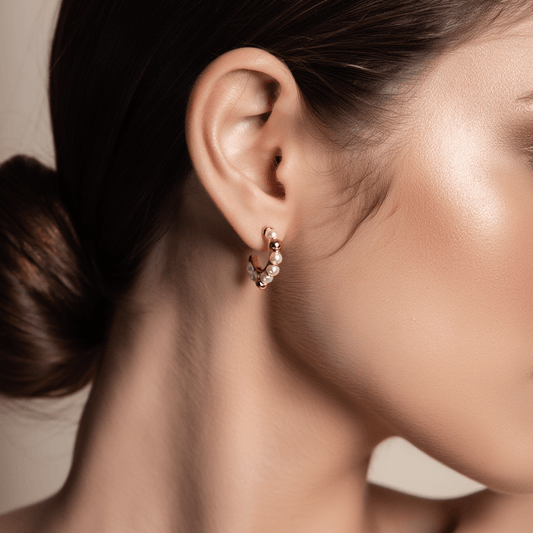 Argolas Pequenas com Pérolas em Ouro 19kl (1.8cm) - Loja do Ouro