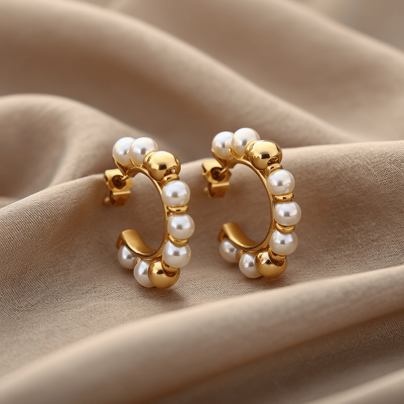 Argolas Pequenas com Pérolas em Ouro 19kl (1.8cm) - Loja do Ouro