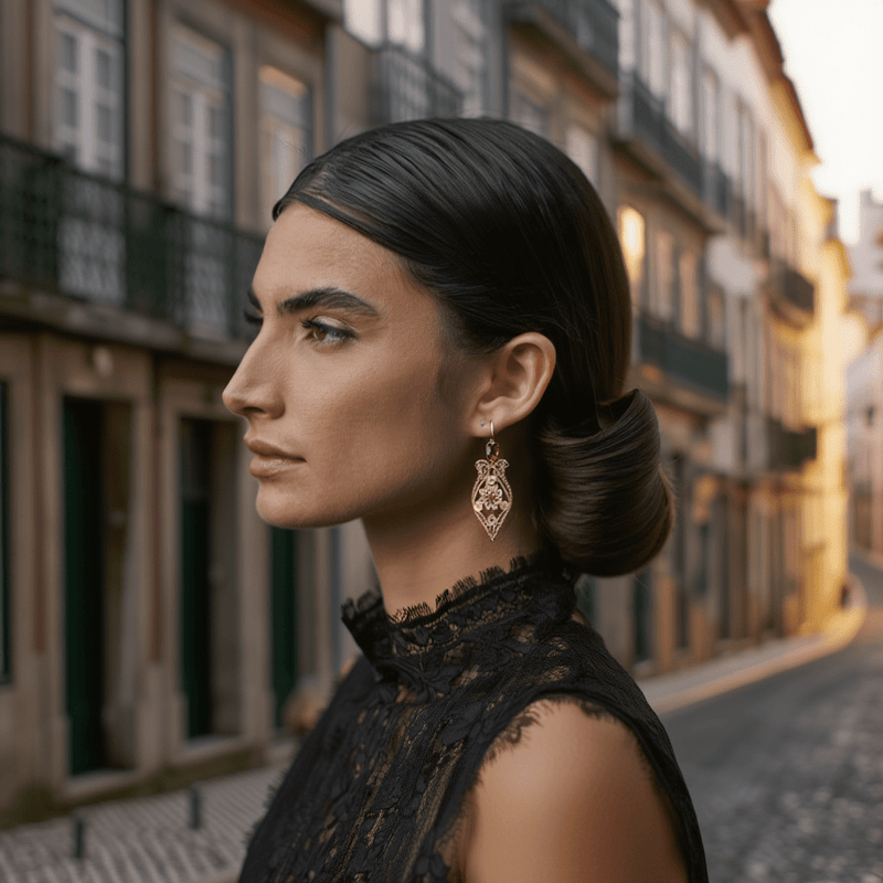 Brincos Amália em Prata Dourada (6cm) - Loja do Ouro