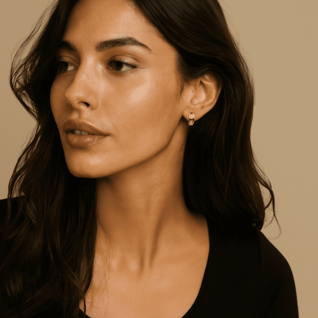 Brincos em Ouro 19kl com Topazios e Zirconias (1.8cm) - Loja do Ouro