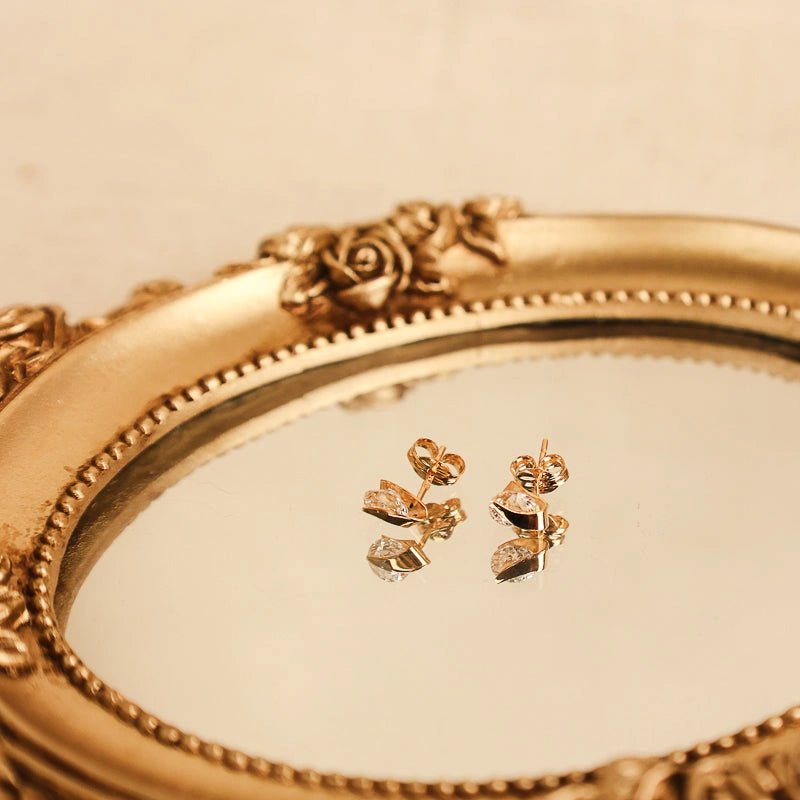 Brincos em Ouro 19kl com Zircónias (0.5cm) - Loja do Ouro