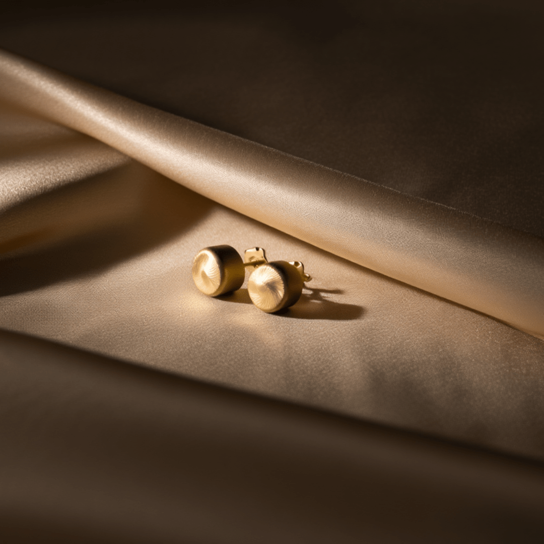 Pendientes cepillados en oro de 19 kl (0