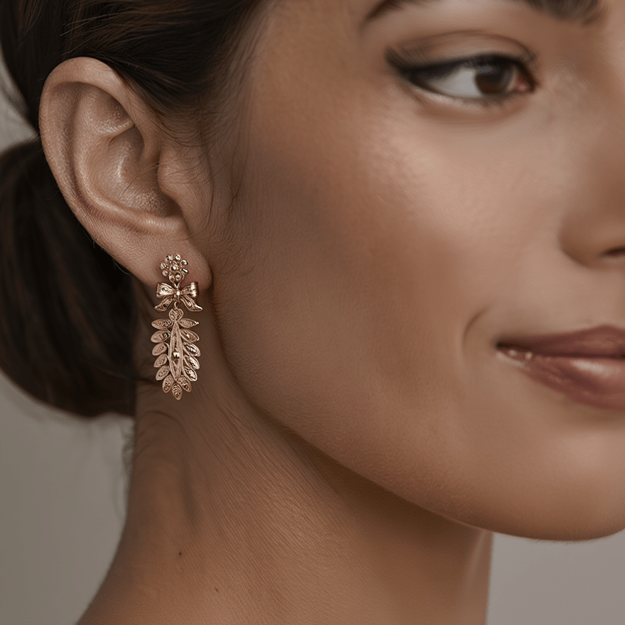 Brincos Espiga em Prata Dourada (4cm) - Loja do Ouro