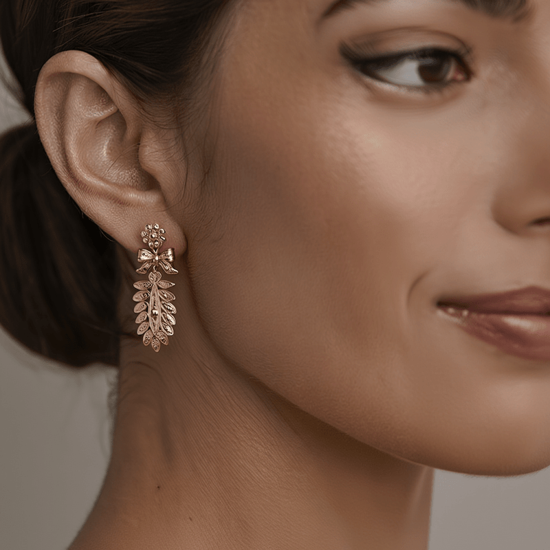 Brincos Espiga em Prata Dourada (4cm) - Loja do Ouro