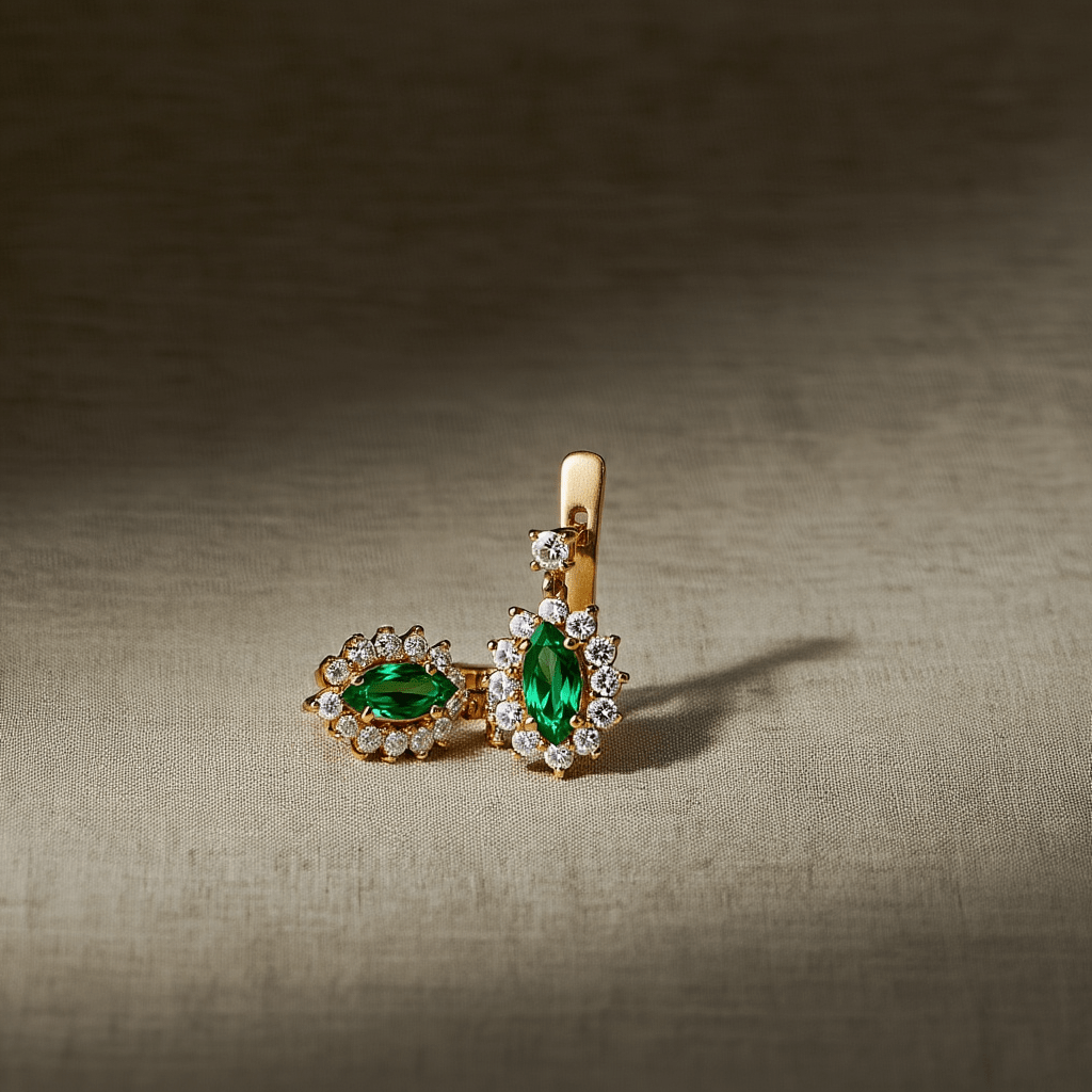 Brincos Princesa em Ouro 19kl com Esmeralda e Diamantes - Loja do Ouro