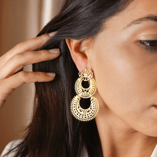 Brincos Solaris em Prata Dourada - Loja do Ouro