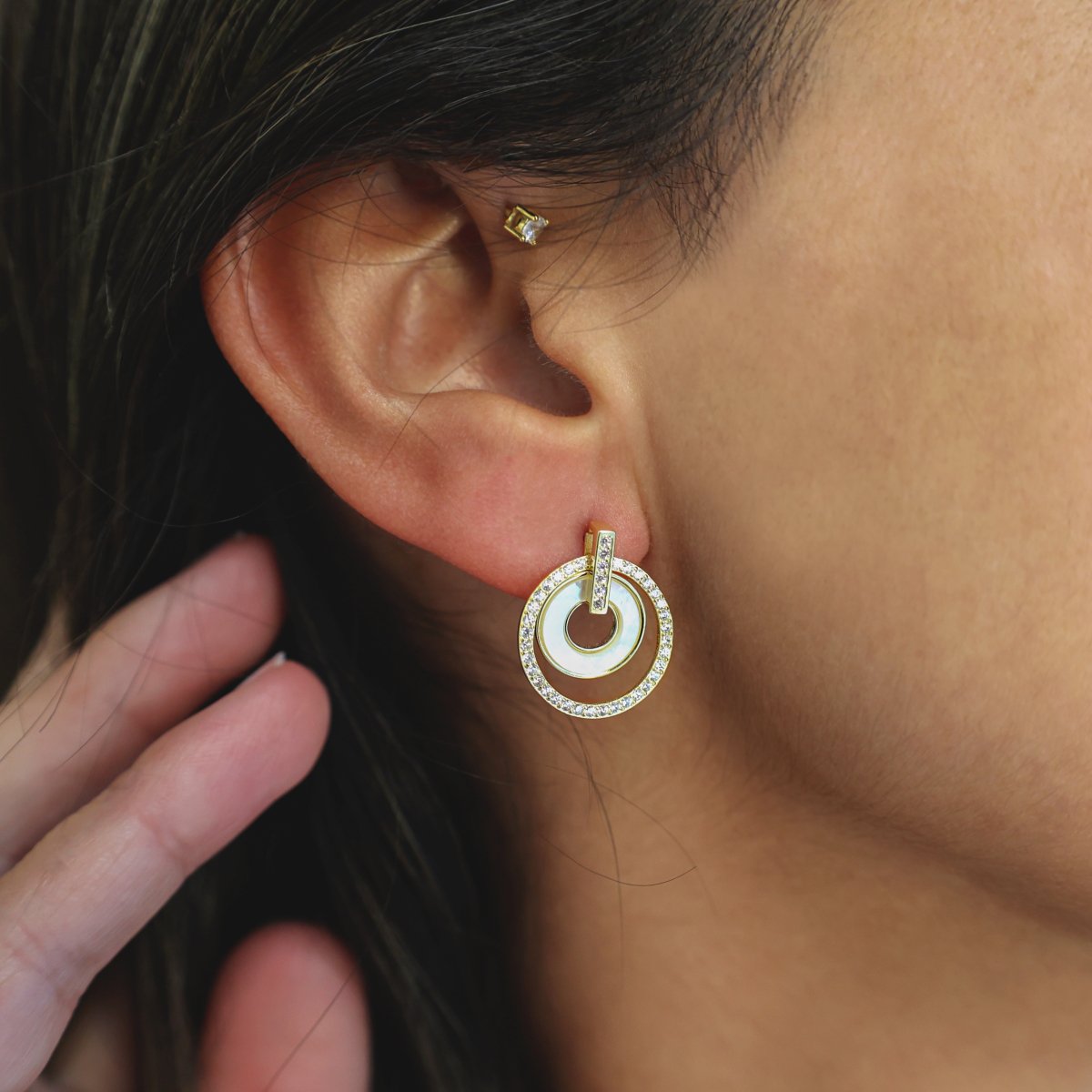 Collar y pendientes de doble círculo engastados en plata con nácar y circonias - Gold Store Premium