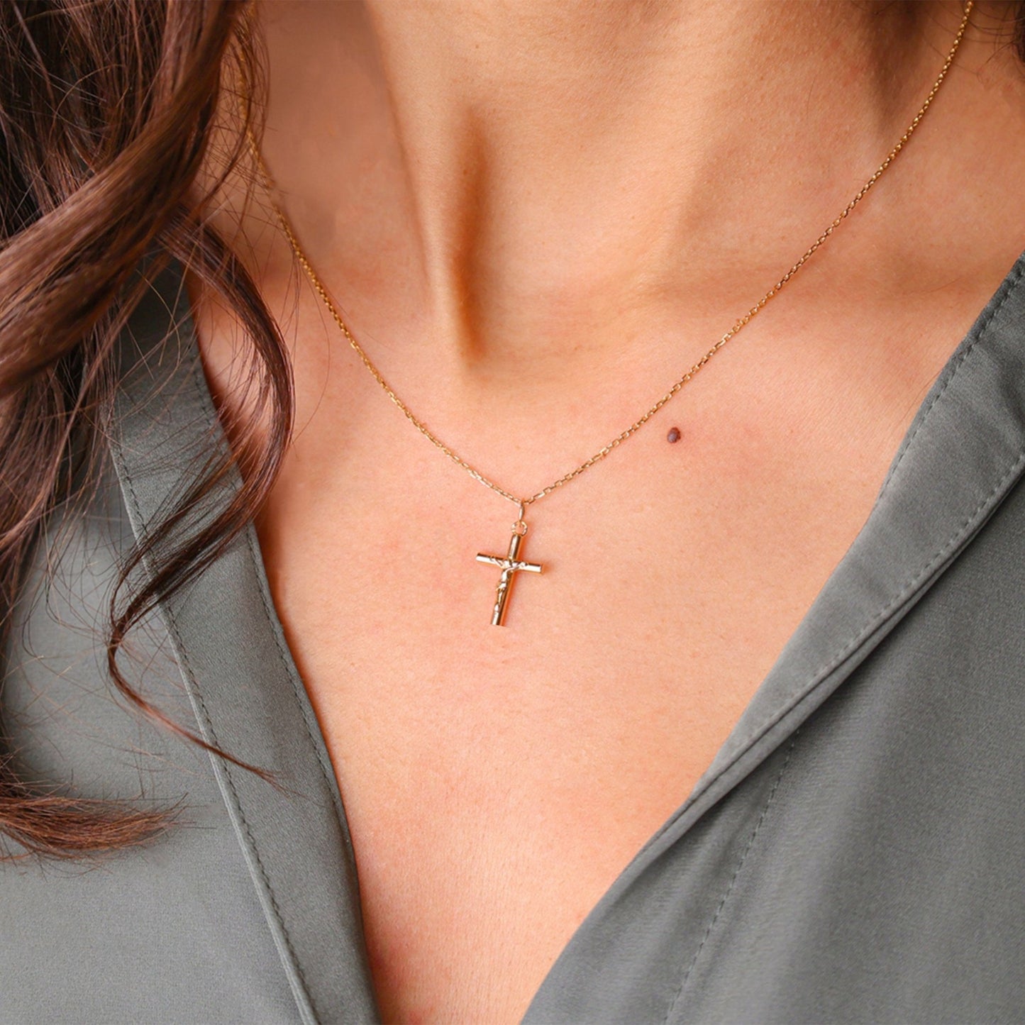 Crucifixo em Ouro 19kl (1.9cm) - Loja do Ouro