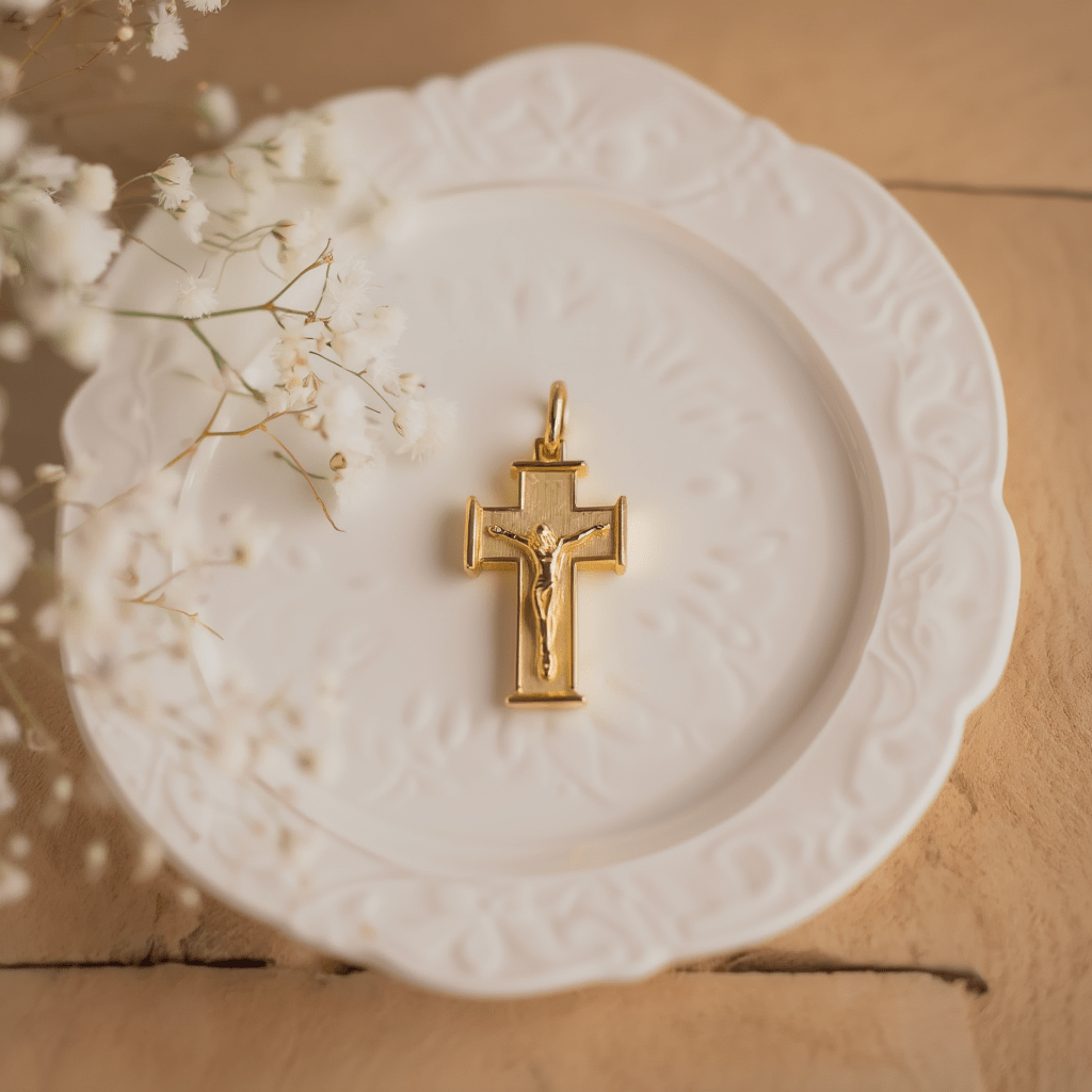 Crucifixo em Ouro 19kl (3cm) - Loja do Ouro