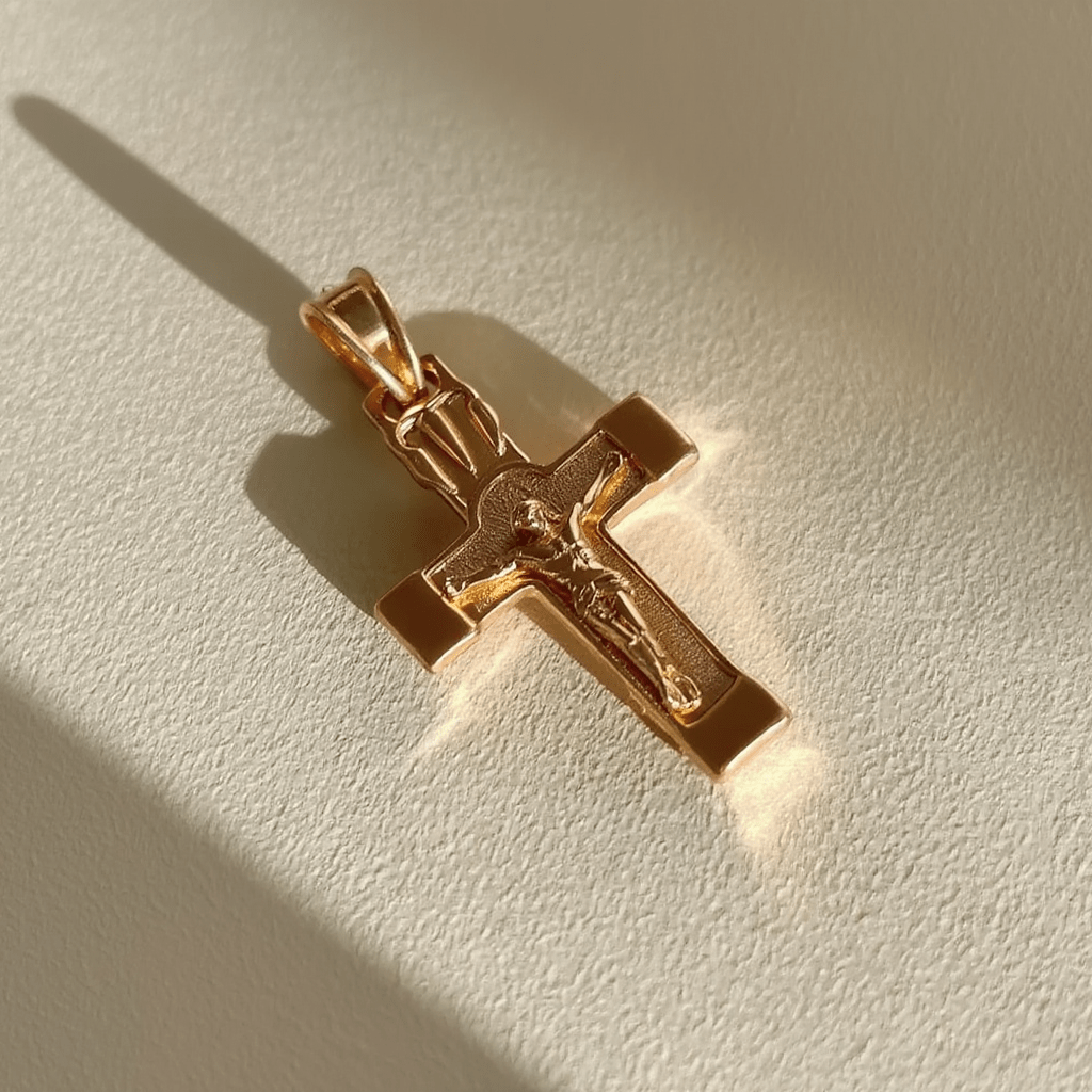 Crucifixo Trabalhado em Ouro 19kl (2.9cm) - Loja do Ouro
